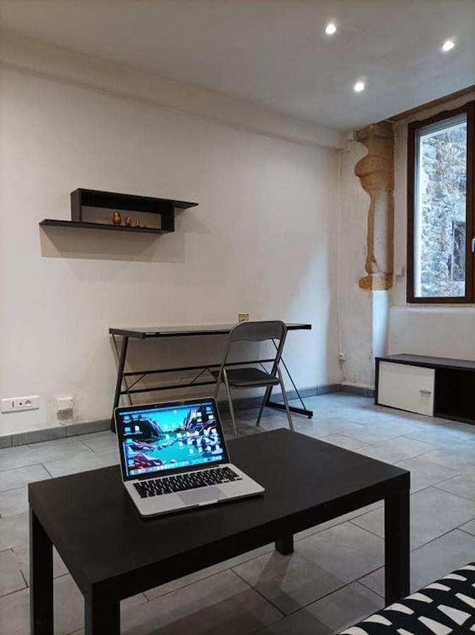 Charmant Studio A La Croix Rousse Avec Patio Lyon Exterior foto